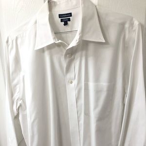 COPY - Men's Croft and barrow men's dress shirt .